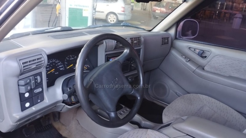 S10 4.3 SFI DLX 4X2 CE V6 12V GASOLINA 2P MANUAL - 1998 - CAXIAS DO SUL