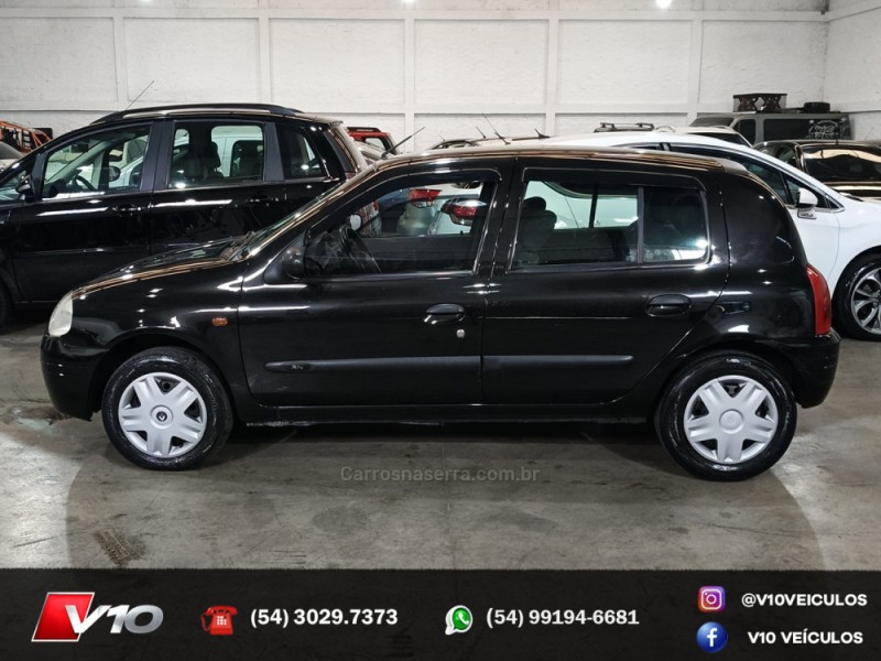 CLIO 1.6 RN 16V GASOLINA 4P MANUAL - 2002 - CAXIAS DO SUL