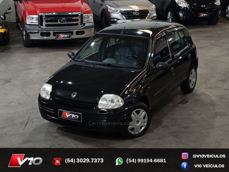 CLIO 1.6 RN 16V GASOLINA 4P MANUAL - 2002 - CAXIAS DO SUL