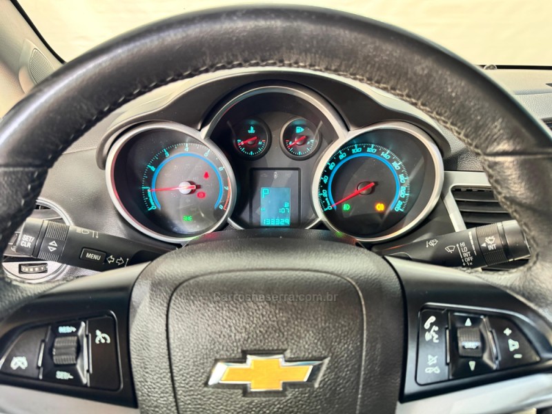 CRUZE 1.8 LT 16V FLEX 4P AUTOMÁTICO - 2015 - NOVA PRATA