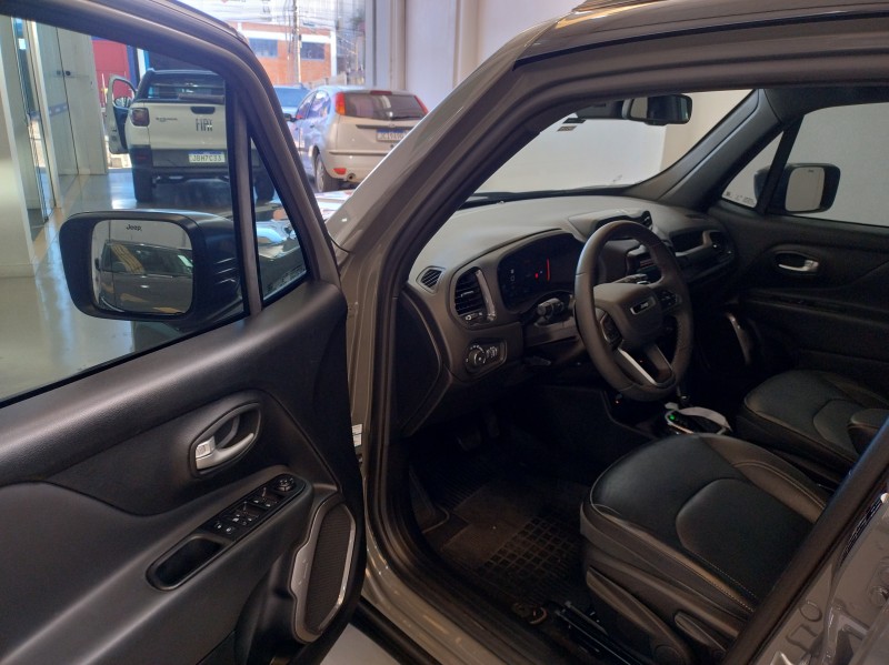 RENEGADE 1.3 S T270 16V TURBO FLEX 4X4 4P AUTOMÁTICO - 2022 - BENTO GONçALVES