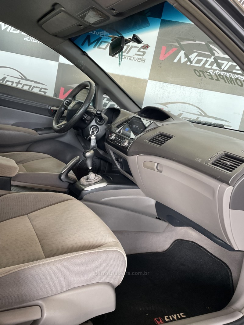 CIVIC 1.8 LXS 16V FLEX 4P MANUAL - 2007 - PAROBé