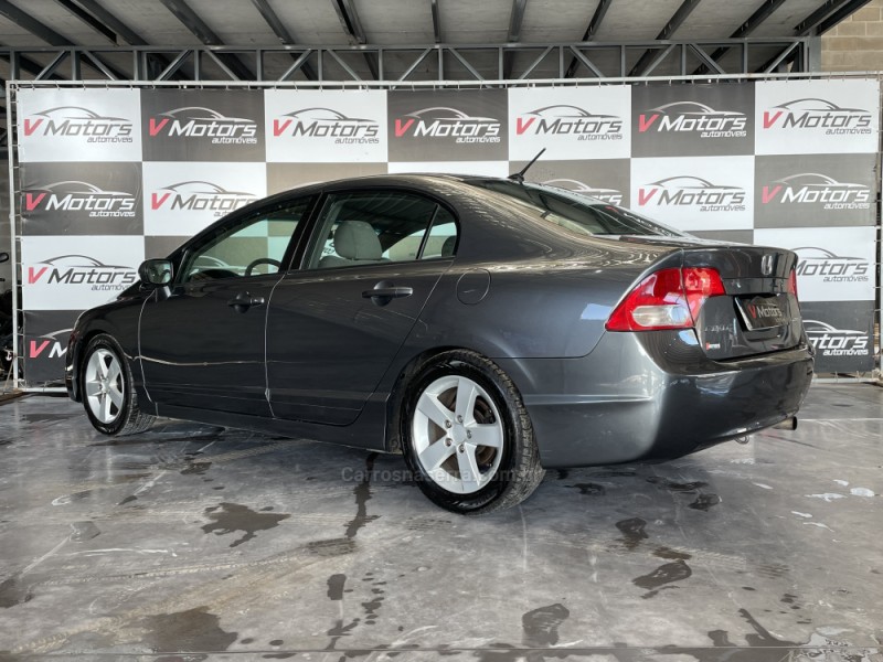CIVIC 1.8 LXS 16V FLEX 4P MANUAL - 2007 - PAROBé