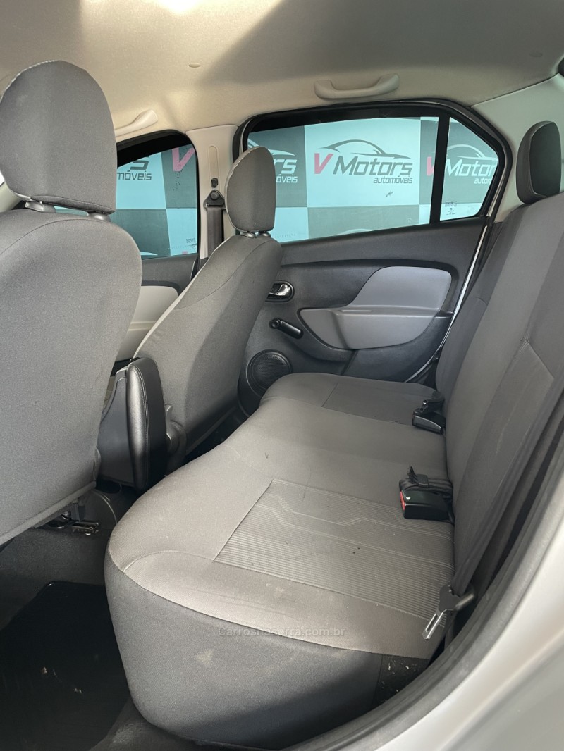 LOGAN 1.6 EXPRESSION 8V FLEX 4P MANUAL - 2015 - PAROBé