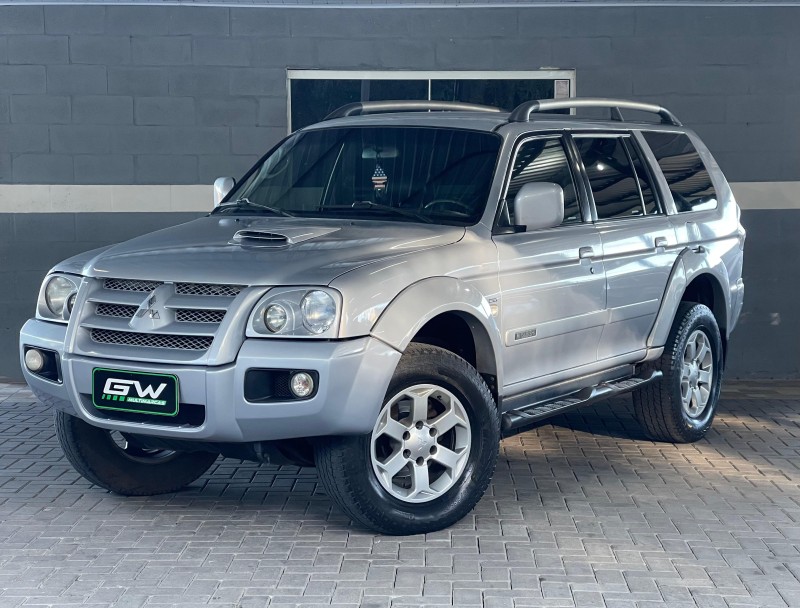 pajero 2.5 hd 4x4 8v turbo intercooler diesel 4p manual 2011 caxias do sul