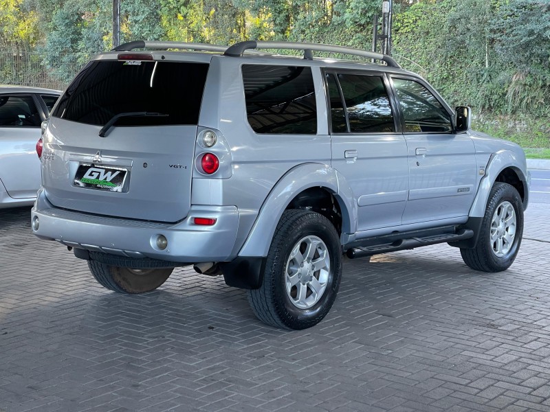 PAJERO 2.5 HD 4X4 8V TURBO INTERCOOLER DIESEL 4P MANUAL - 2011 - CAXIAS DO SUL