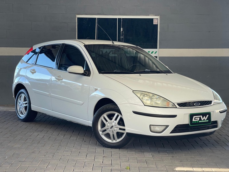 FOCUS 2.0 GHIA 16V FLEX 4P AUTOMÁTICO - 2005 - CAXIAS DO SUL