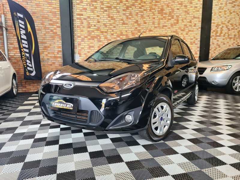 FIESTA 1.6 MPI CLASS 8V GASOLINA 4P MANUAL - 2011 - FARROUPILHA