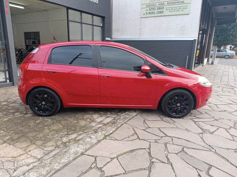 PUNTO 1.4 ATTRACTIVE 8V FLEX 4P MANUAL - 2011 - FLORES DA CUNHA
