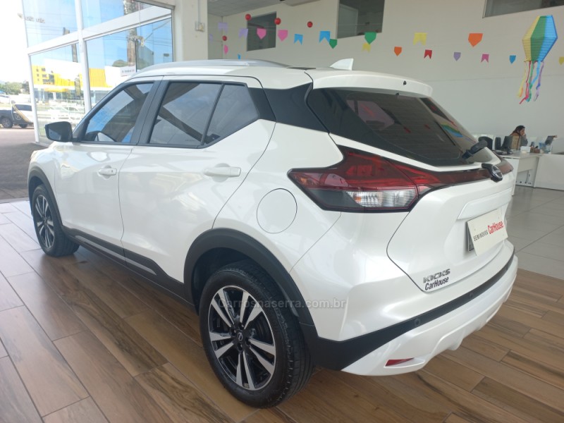 KICKS 1.6 ADVANCE 16V FLEX 4P AUTOMÁTICO - 2023 - TAQUARA