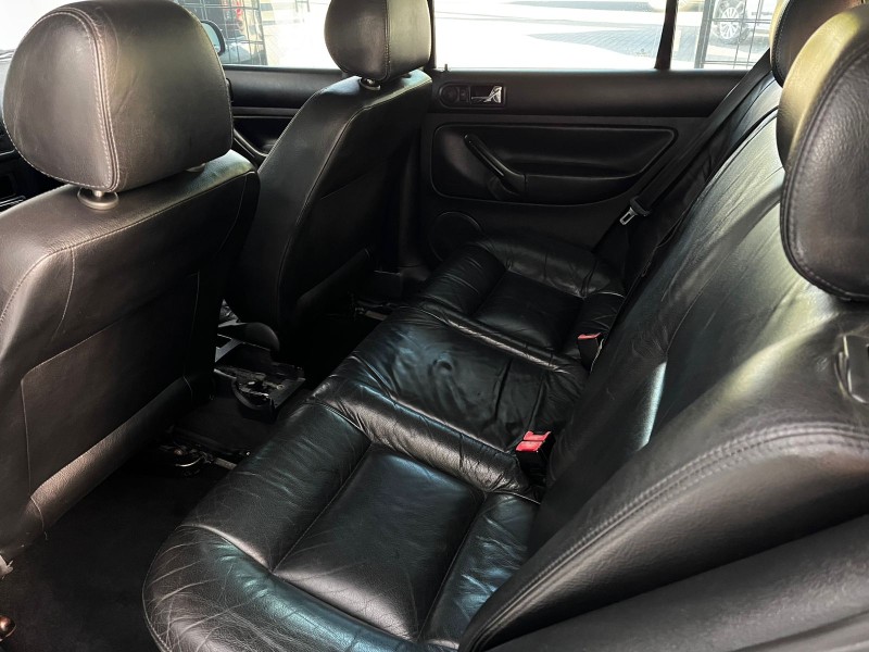 GOLF 1.6 MI GENERATION 8V GASOLINA 4P MANUAL - 2003 - CAXIAS DO SUL