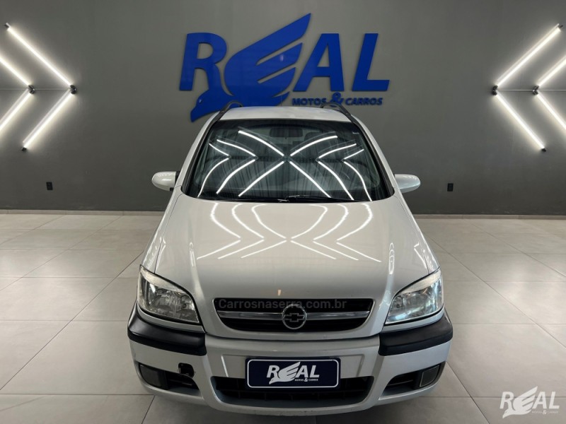 ZAFIRA 2.0 MPFI COMFORT 8V FLEX 4P MANUAL - 2005 - SAPIRANGA