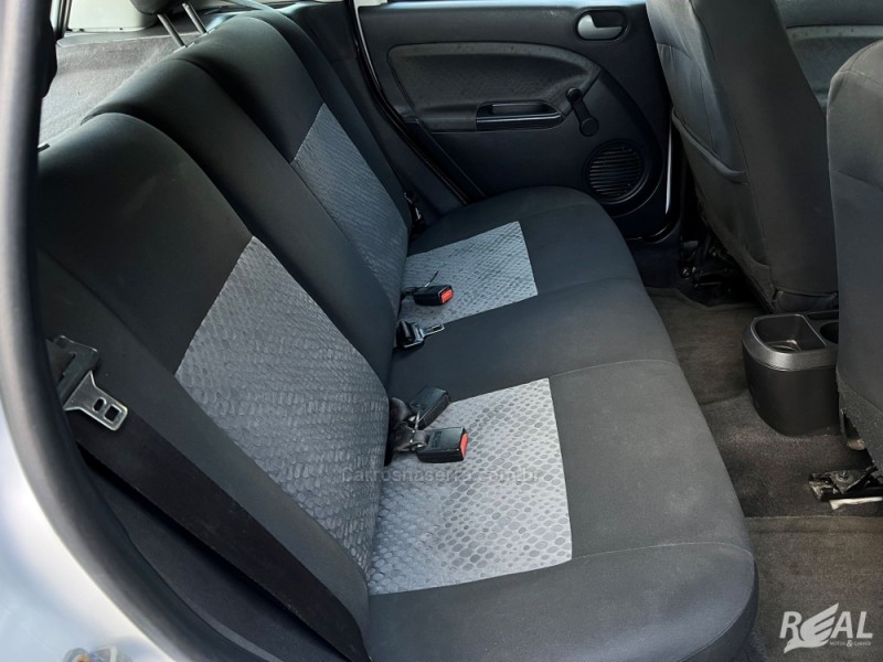 FIESTA 1.6 ROCAM SE 8V FLEX 4P MANUAL - 2014 - SAPIRANGA