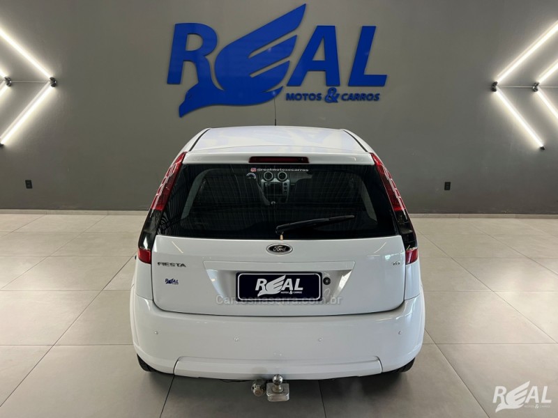 FIESTA 1.6 ROCAM SE 8V FLEX 4P MANUAL - 2014 - SAPIRANGA