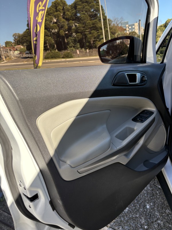ECOSPORT 2.0 TITANIUM 16V FLEX 4P AUTOMÁTICO - 2017 - FARROUPILHA