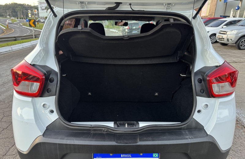 KWID 1.0 12V SCE FLEX ZEN MANUAL - 2019 - DOIS IRMãOS