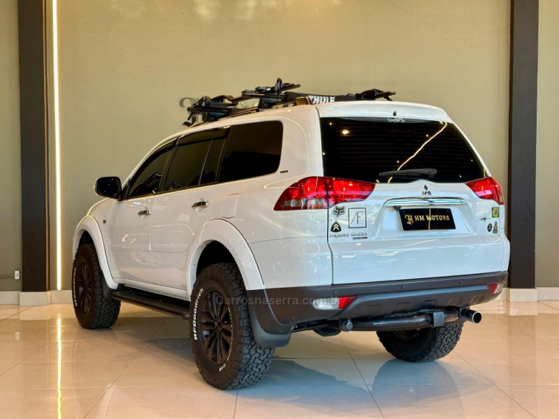 PAJERO DAKAR 3.2 HPE 4X4 7 LUGARES 16V TURBO INTERCOOLER DIESEL 4P AUTOMÁTICO - 2015 - CAXIAS DO SUL