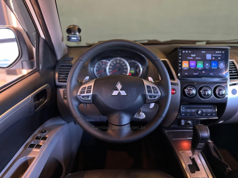 PAJERO DAKAR 3.2 HPE 4X4 7 LUGARES 16V TURBO INTERCOOLER DIESEL 4P AUTOMÁTICO - 2015 - CAXIAS DO SUL