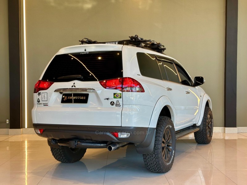 PAJERO DAKAR 3.2 HPE 4X4 7 LUGARES 16V TURBO INTERCOOLER DIESEL 4P AUTOMÁTICO - 2015 - CAXIAS DO SUL