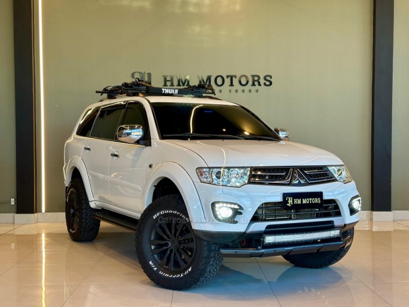 PAJERO DAKAR 3.2 HPE 4X4 7 LUGARES 16V TURBO INTERCOOLER DIESEL 4P AUTOMÁTICO - 2015 - CAXIAS DO SUL