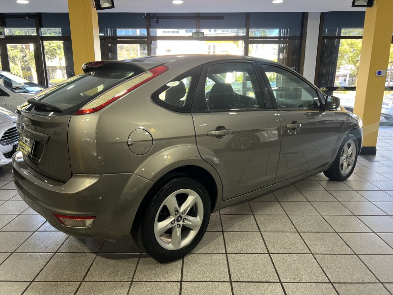 FOCUS 1.6 GL 8V GASOLINA 4P MANUAL - 2011 - CAXIAS DO SUL
