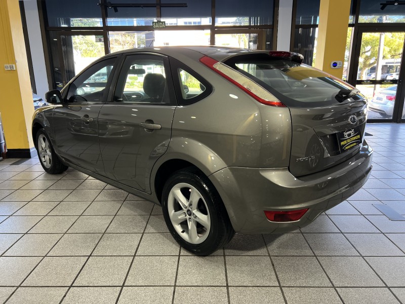 FOCUS 1.6 GL 8V GASOLINA 4P MANUAL - 2011 - CAXIAS DO SUL