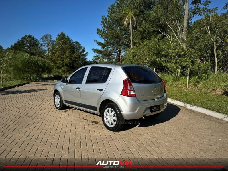 SANDERO 1.6 EXPRESSION 8V FLEX 4P MANUAL - 2013 - SAPIRANGA