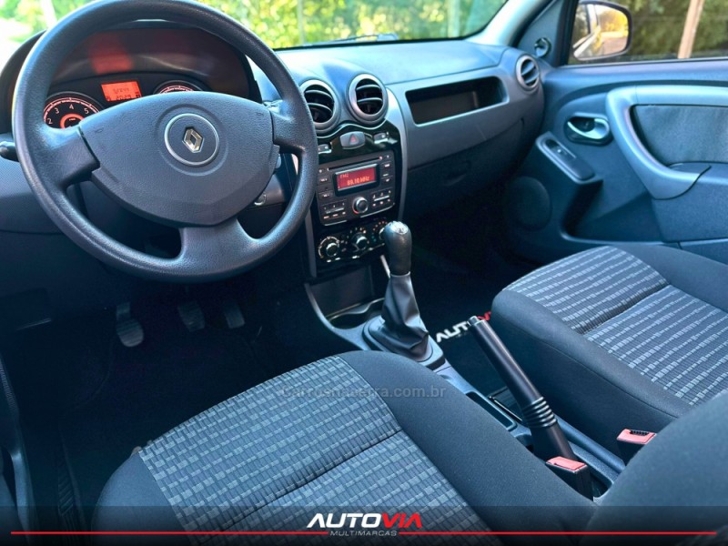 SANDERO 1.6 EXPRESSION 8V FLEX 4P MANUAL - 2013 - SAPIRANGA