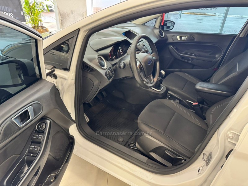 FIESTA 1.6 SEL HATCH 16V FLEX 4P MANUAL - 2016 - SALVADOR DO SUL