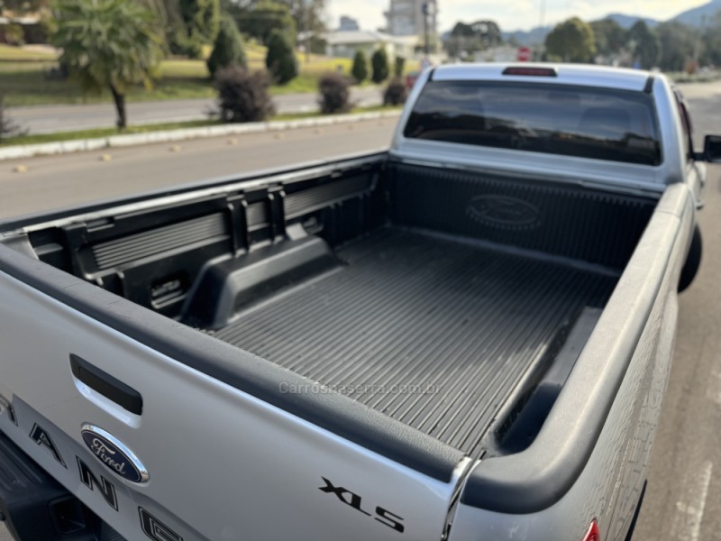 RANGER 3.2 XLS 4X4 CS 20V DIESEL 2P MANUAL - 2014 - NOVA PRATA