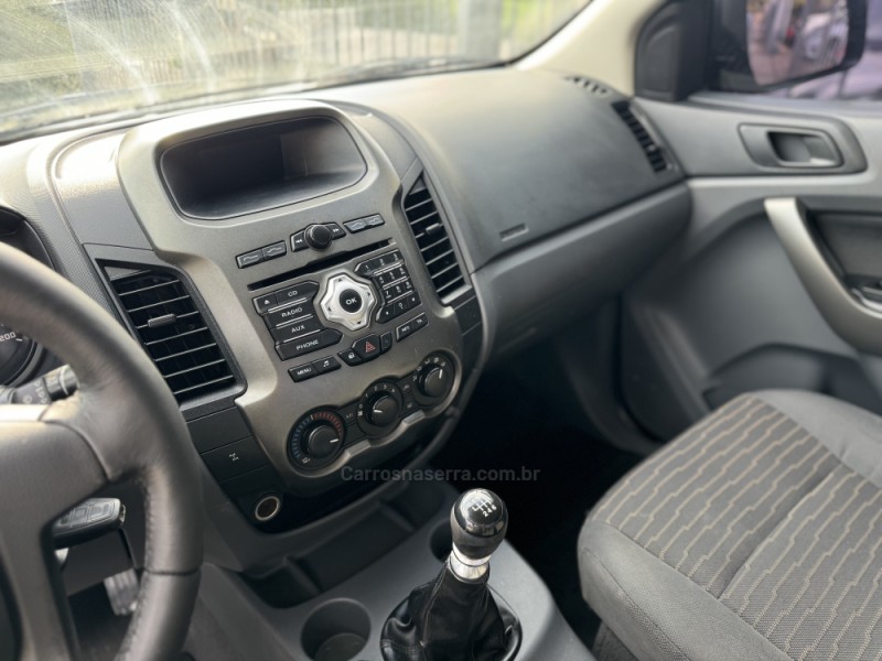 RANGER 3.2 XLS 4X4 CS 20V DIESEL 2P MANUAL - 2014 - NOVA PRATA
