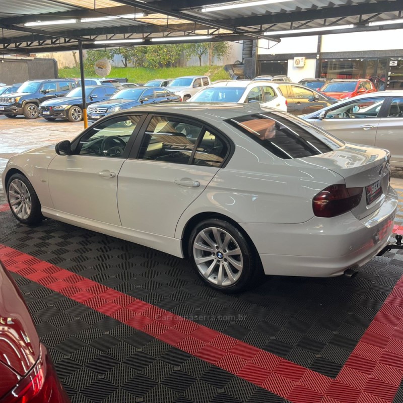 320I 2.0 16V GASOLINA 4P AUTOMÁTICO - 2010 - PASSO FUNDO