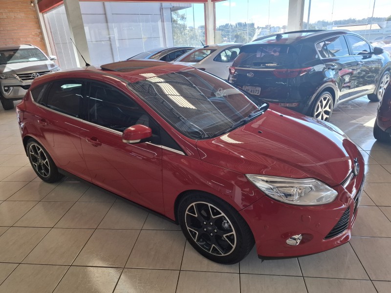 FOCUS 2.0 TITANIUM PLUS 16V FLEX 4P AUTOMÁTICO - 2015 - FARROUPILHA