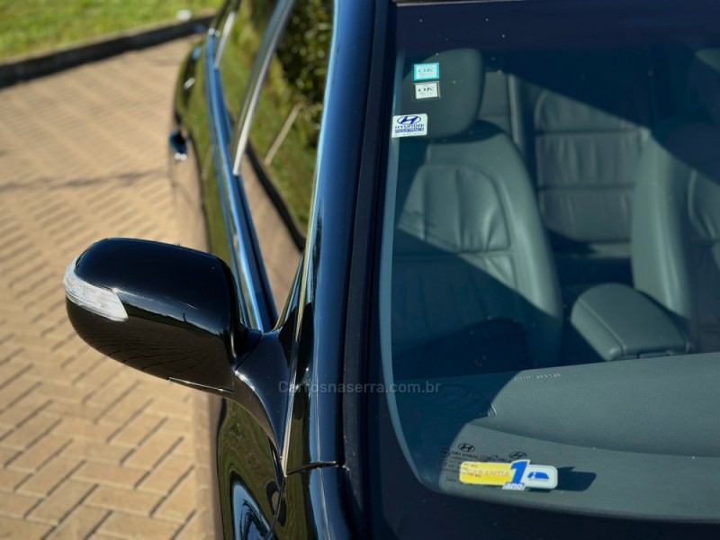 AZERA 3.3 MPFI GLS SEDAN V6 24V GASOLINA 4P AUTOMÁTICO - 2010 - SAPIRANGA
