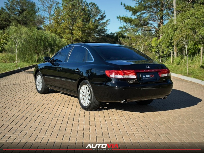 AZERA 3.3 MPFI GLS SEDAN V6 24V GASOLINA 4P AUTOMÁTICO - 2010 - SAPIRANGA
