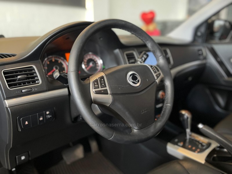 KORANDO 2.0 GL 4X4 16V TURBO DIESEL 4P AUTOMÁTICO - 2012 - SãO LEOPOLDO