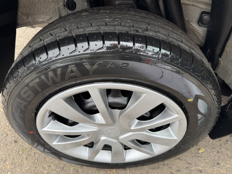 SANDERO 1.0 EXPRESSION 12V FLEX 4P MANUAL - 2018 - DOIS IRMãOS