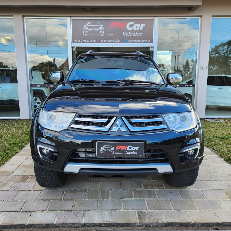 PAJERO DAKAR 3.2 HPE 4X4 7 LUGARES 16V TURBO INTERCOOLER DIESEL 4P AUTOMÁTICO - 2017 - BENTO GONçALVES