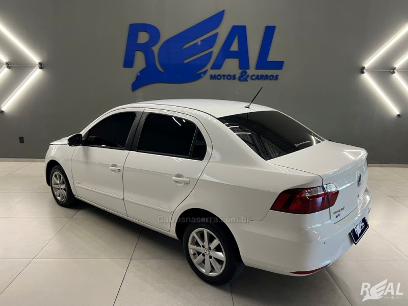 VOYAGE 1.0 MI CITY 8V FLEX 4P MANUAL - 2013 - SAPIRANGA