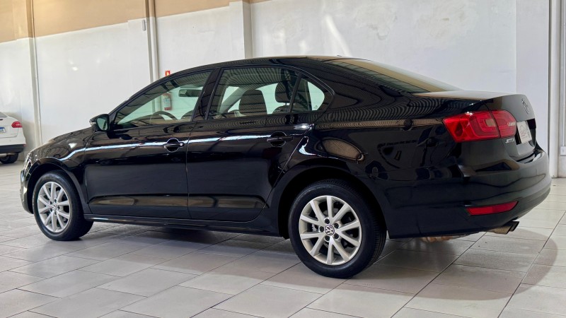 JETTA 2.0 COMFORTLINE FLEX 4P MANUAL - 2012 - ESTâNCIA VELHA