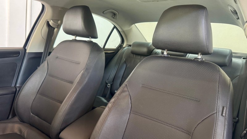 JETTA 2.0 COMFORTLINE FLEX 4P MANUAL - 2012 - ESTâNCIA VELHA