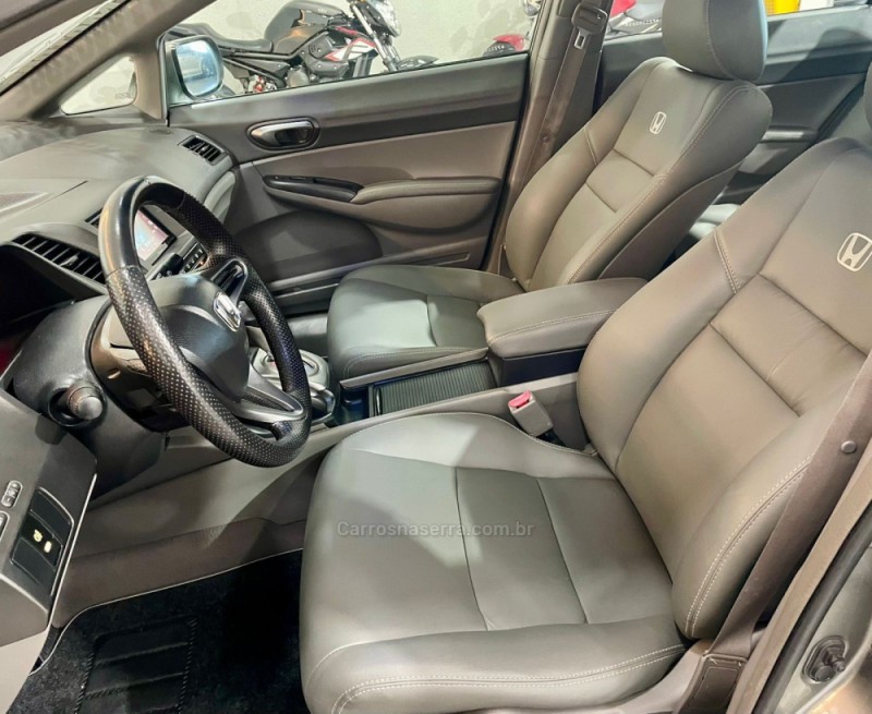 CIVIC 1.8 LXS 16V GASOLINA 4P AUTOMÁTICO - 2007 - NOVO HAMBURGO