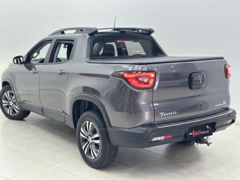 TORO 2.0 16V TURBO DIESEL FREEDOM 4WD AT9 AUTOMÁTICO - 2022 - SANTA CRUZ DO SUL