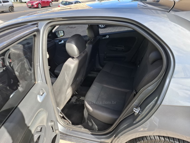 GOL 1.6 MI TRENDLINE 8V FLEX 4P MANUAL - 2018 - CAXIAS DO SUL