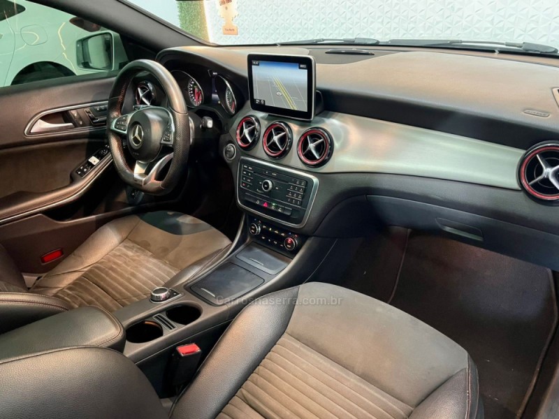CLA 250 2.0 SPORT 16V TURBO GASOLINA 4P AUTOMÁTICO - 2015 - NOVO HAMBURGO