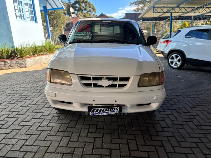 S10 2.2 EFI DLX 4X2 CS 8V GASOLINA 2P MANUAL - 1995 - CANELA