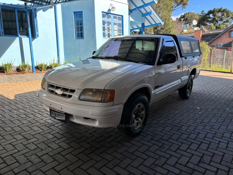 s10 2.2 efi dlx 4x2 cs 8v gasolina 2p manual 1995 canela
