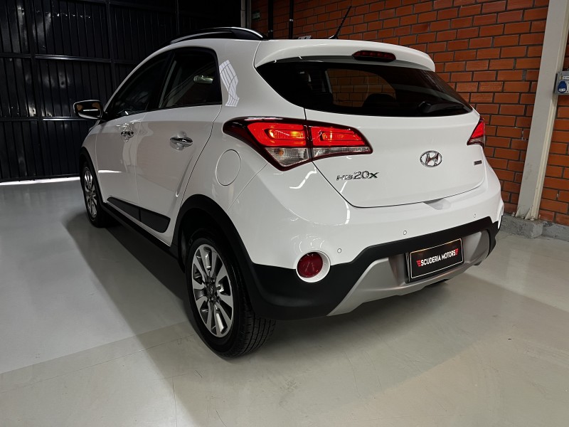 HB20X 1.6 16V PREMIUM FLEX 4P AUTOMÁTICO - 2017 - BENTO GONçALVES
