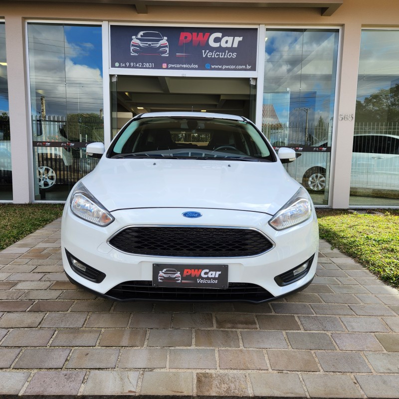 FOCUS 1.6 SE 16V FLEX 4P MANUAL - 2019 - BENTO GONçALVES