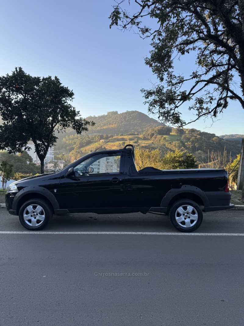 STRADA 1.4 MPI WORKING CS 8V FLEX 2P MANUAL - 2013 - NOVA ARAçá
